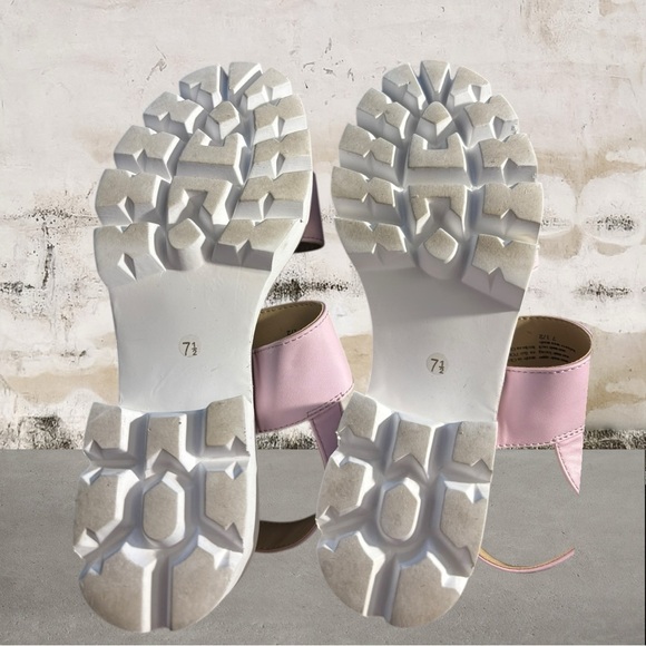 BC Footwear Left Unsaid Platform Sandal in Lavender Size 7.5 - Picture 7 of 8